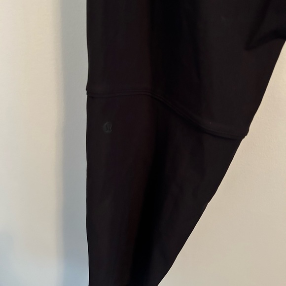 Lululemon pants - Picture 4 of 5